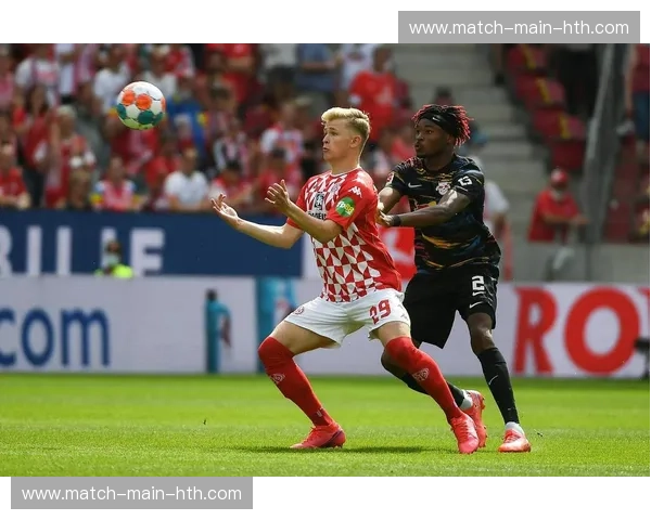 巅峰对决，绿茵史诗：曼城与拜仁的欧冠荣耀之战