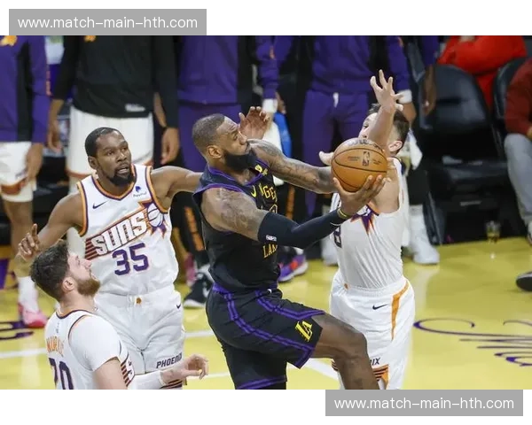 驰骋赛场，王者对决：公牛vs湖人视频，点燃你的篮球激情！